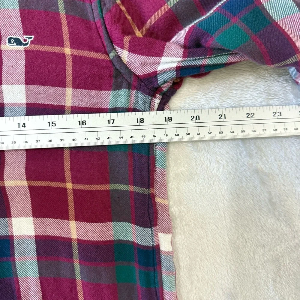 Vineyard Vines Classic Fit Whale Shirt Men's Size‎ S Plaid Button Down Cotton